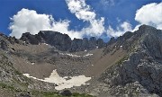 51 Spettacolo dei contrafforti rocciosi del versante nord d'Arera